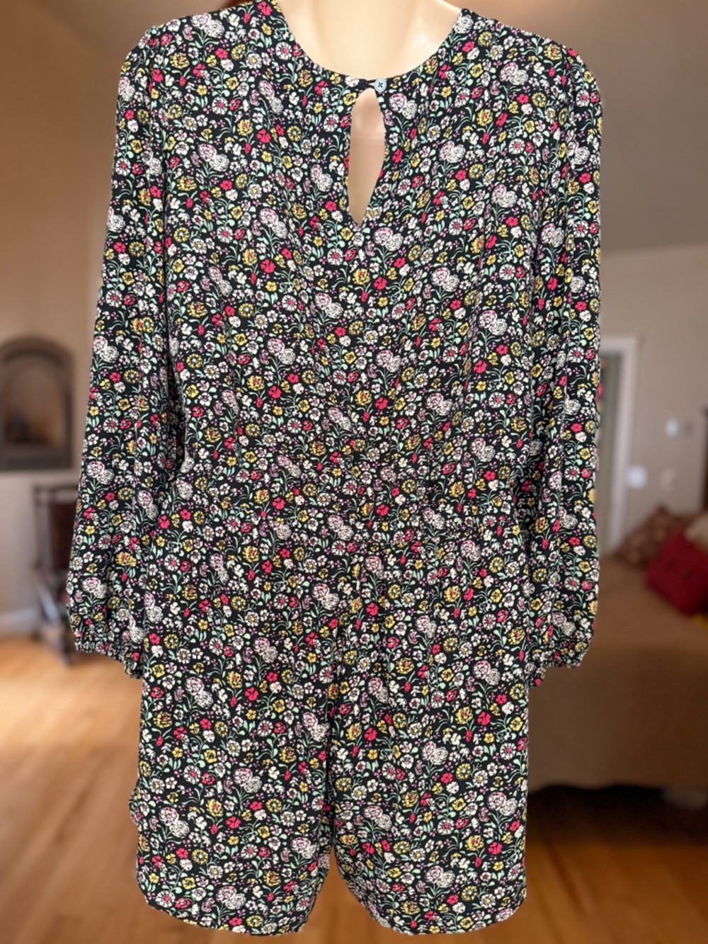 Y2K Ann Taylor Loft Floral Long-Sleeve Romper in Black Pink Cream Flowers, S - Picture 5 of 11